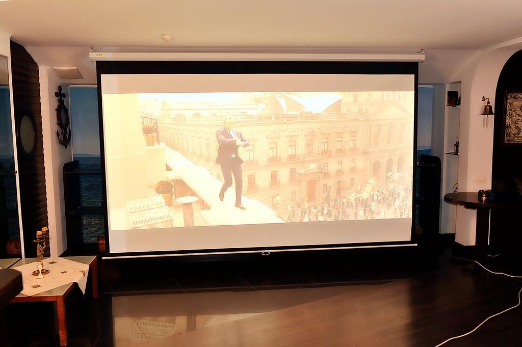 Apartamento The Sky Loft Kiev Exterior foto