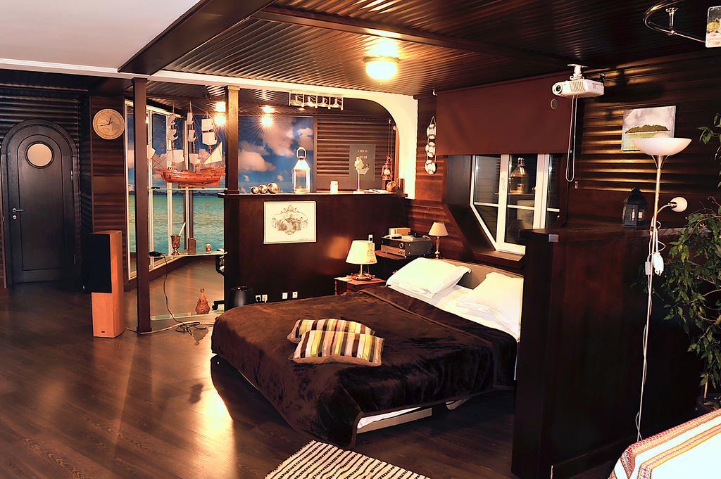 Apartamento The Sky Loft Kiev Exterior foto