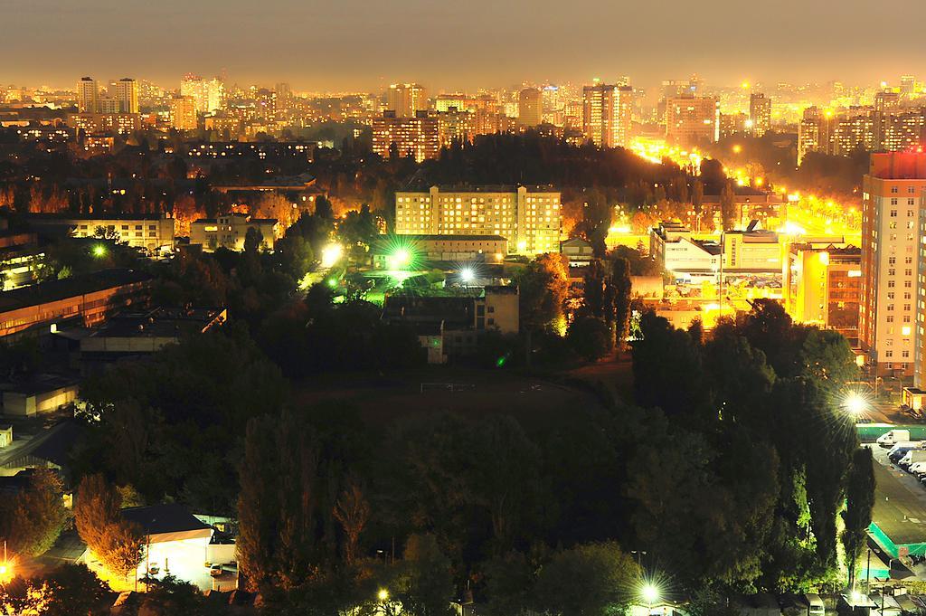 Apartamento The Sky Loft Kiev Exterior foto